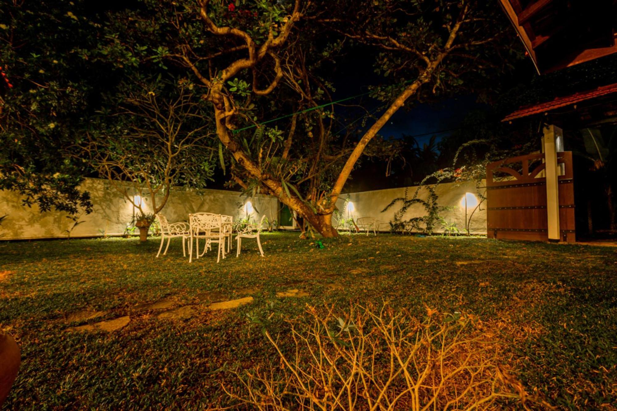 Nibbana Mirissa Hotel מראה חיצוני תמונה