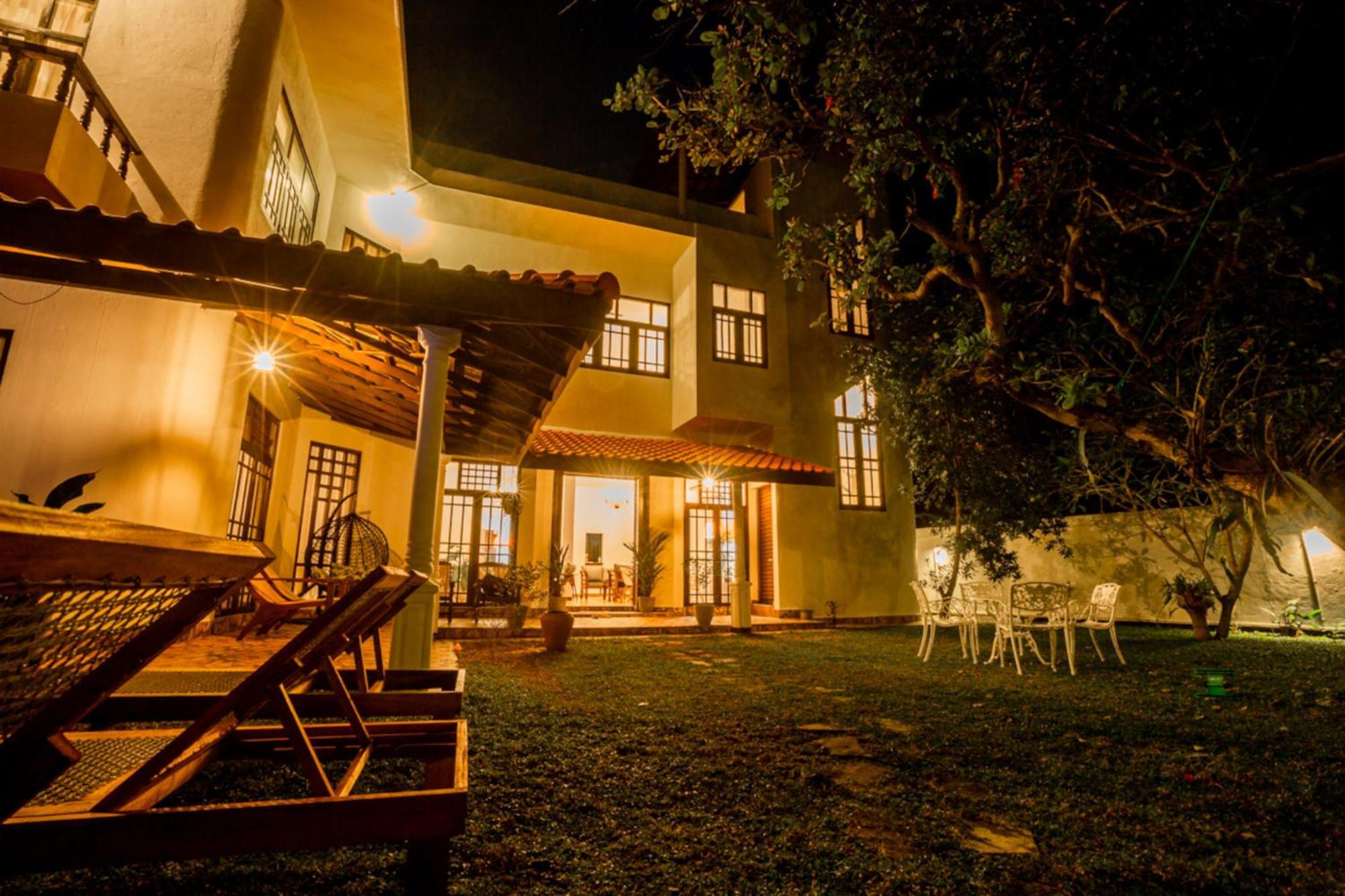 Nibbana Mirissa Hotel מראה חיצוני תמונה