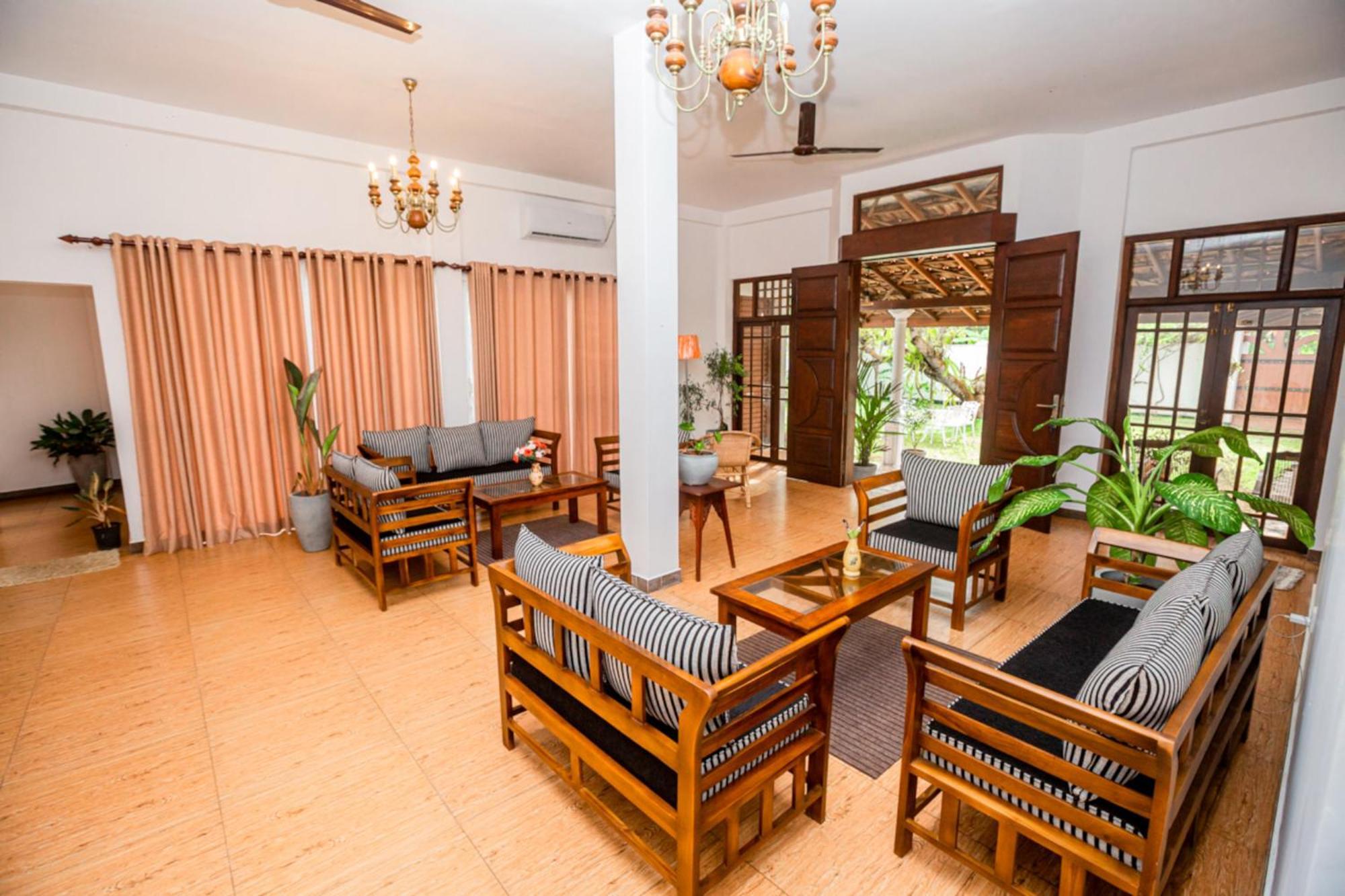 Nibbana Mirissa Hotel מראה חיצוני תמונה