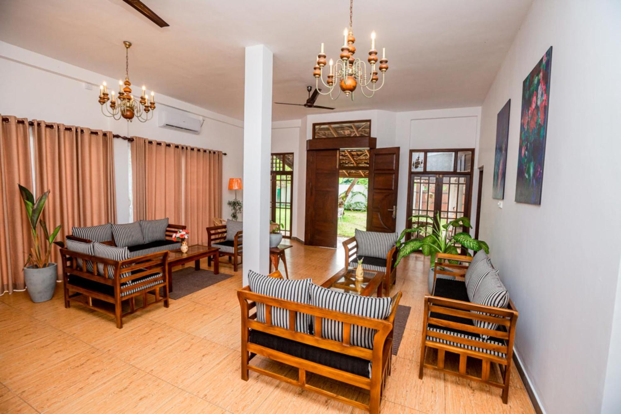Nibbana Mirissa Hotel מראה חיצוני תמונה